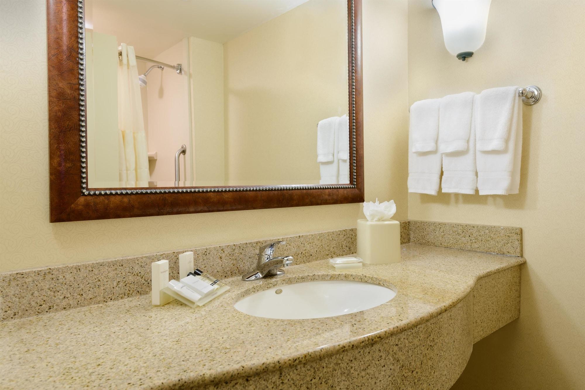 Hilton Garden Inn Richmond South/Southpark Colonial Heights Extérieur photo