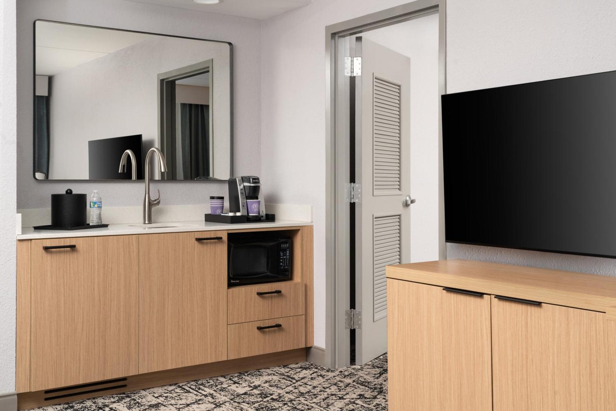Hilton Garden Inn Richmond South/Southpark Colonial Heights Extérieur photo